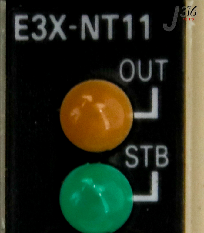 19563 OMRON PHOTOELECTRIC SWITCH E3X-NT11 | eBay